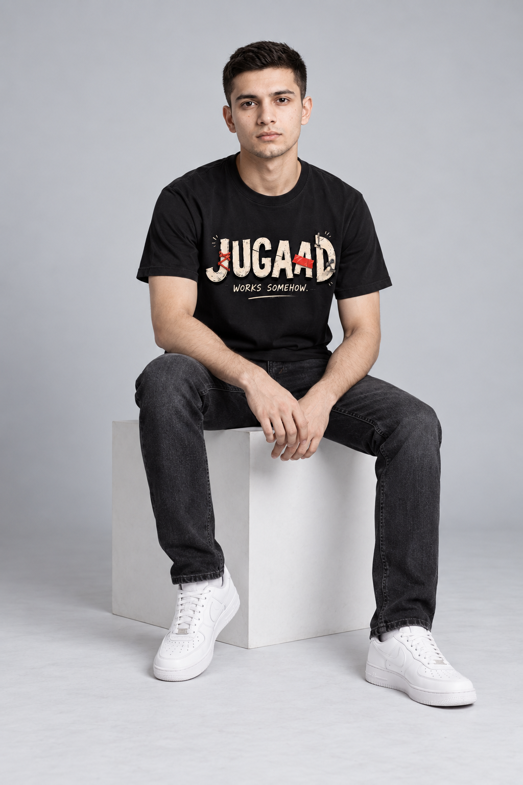 Black|sitting_Front